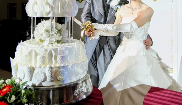 結婚式 ケーキ入刀