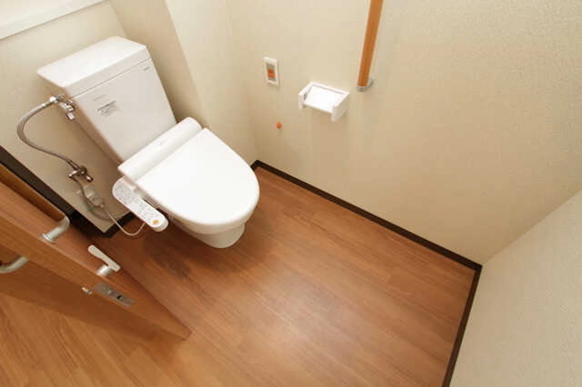 1.トイレ室内を広くする