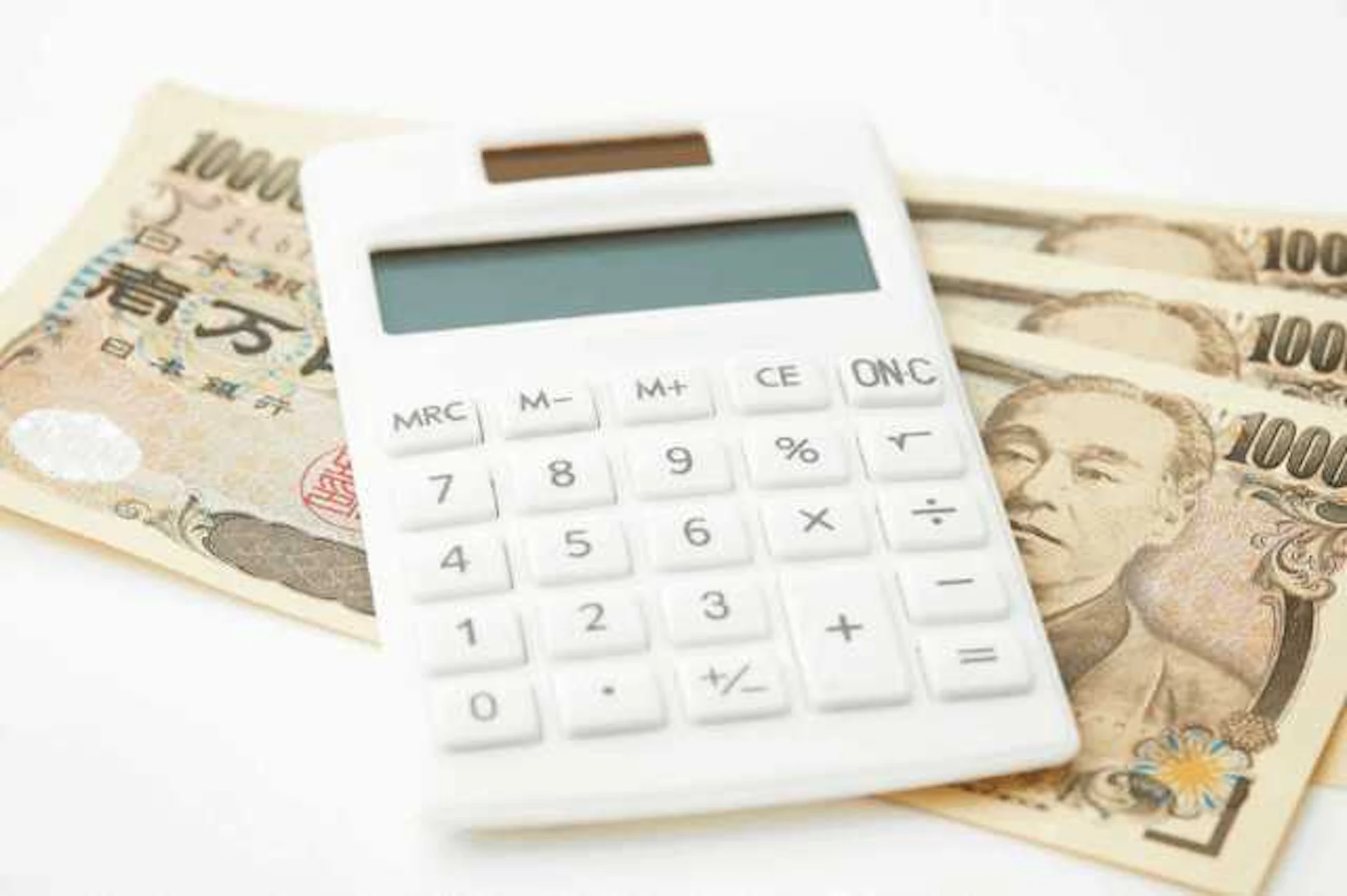 オープンキッチンでおすすめの目隠しアイデア＆実例14選！おしゃれで安全なのは？