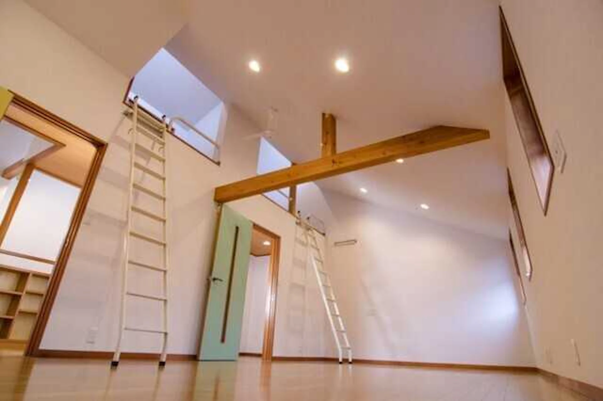 ロフト付きの部屋