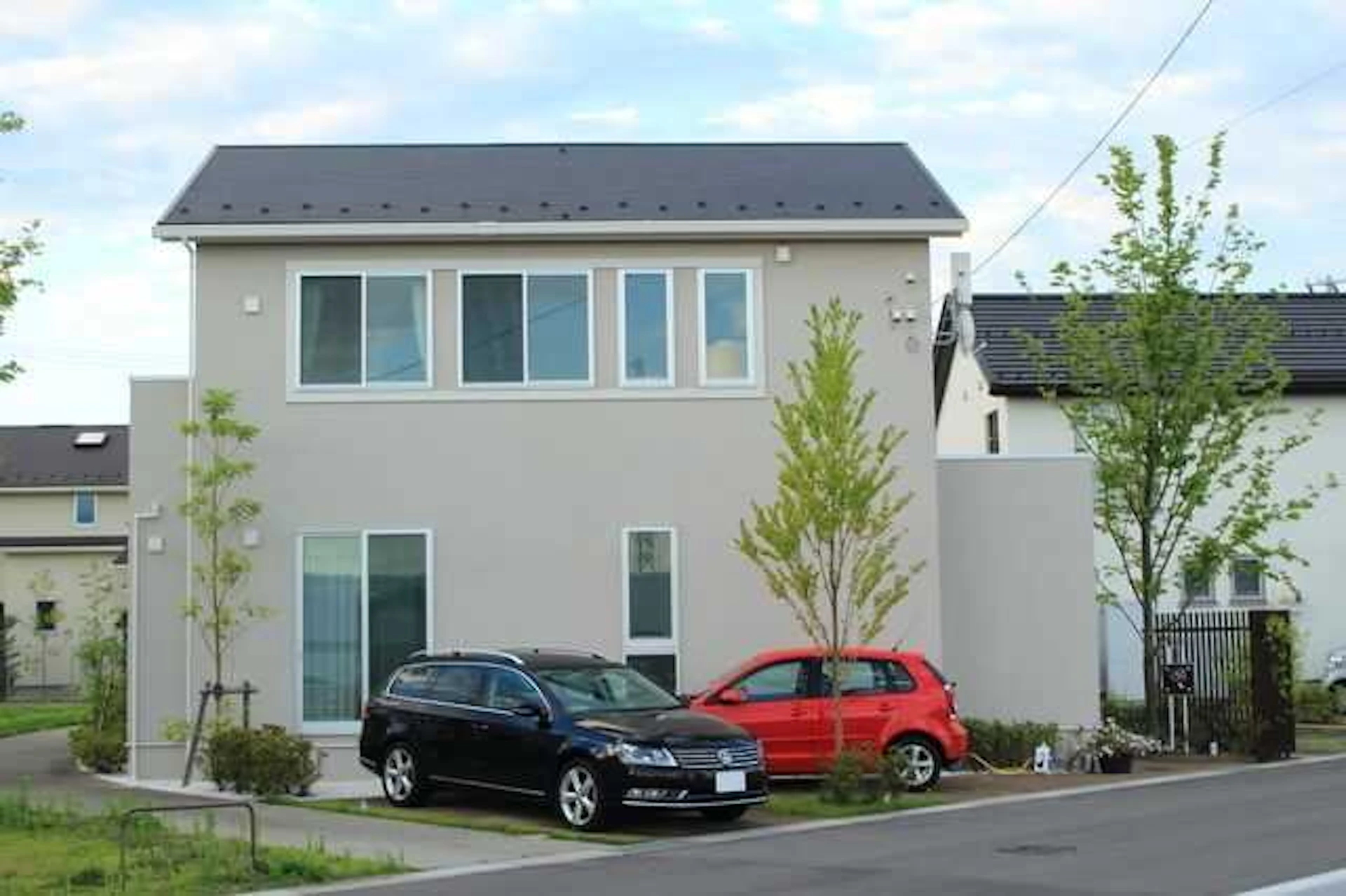 サムネイル：【カーポート・ガレージ・駐車場】車置き場はどのタイプにする？