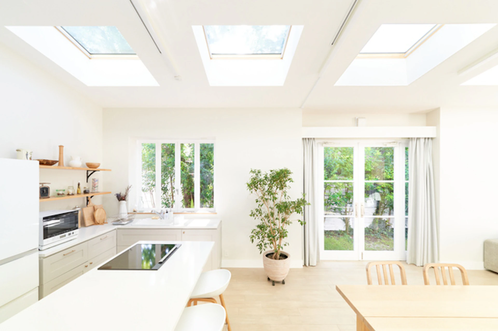 オープンキッチンの注意点・デメリット・対策