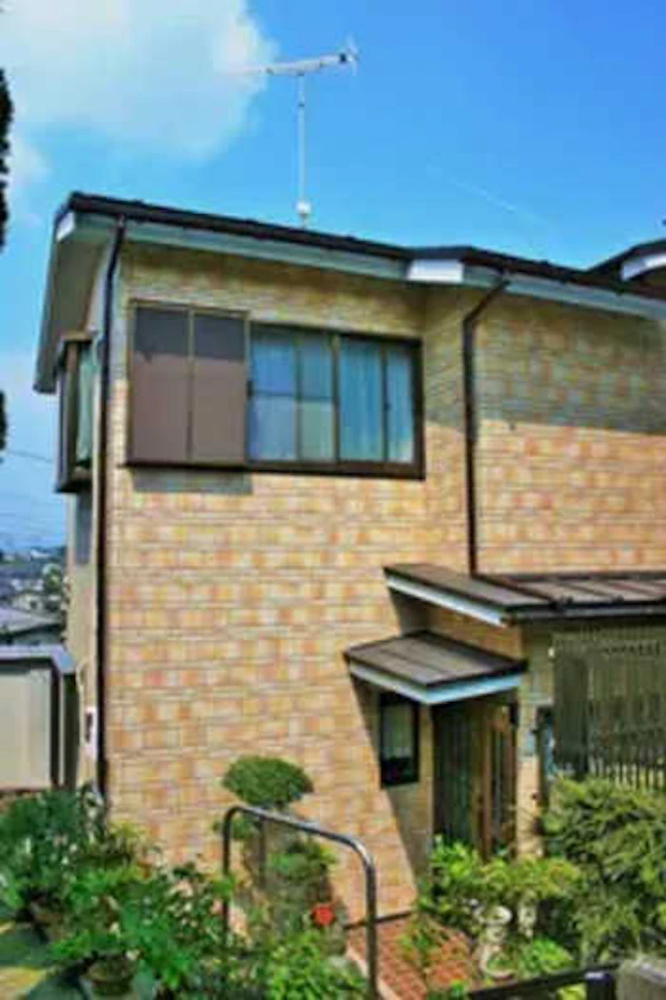 事例7：屋根と外壁の張り替え工事