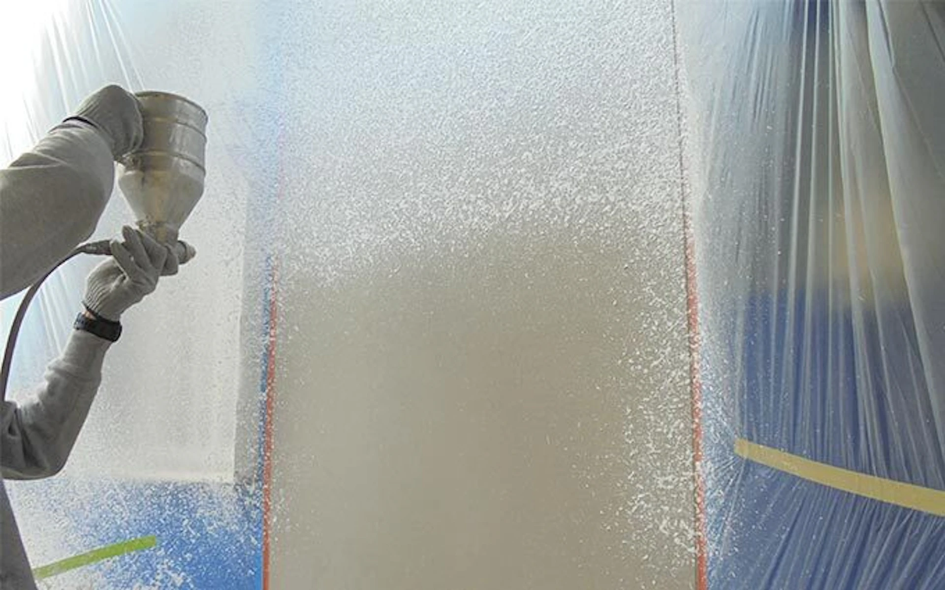 【9】仕上げ塗材の吹き付け