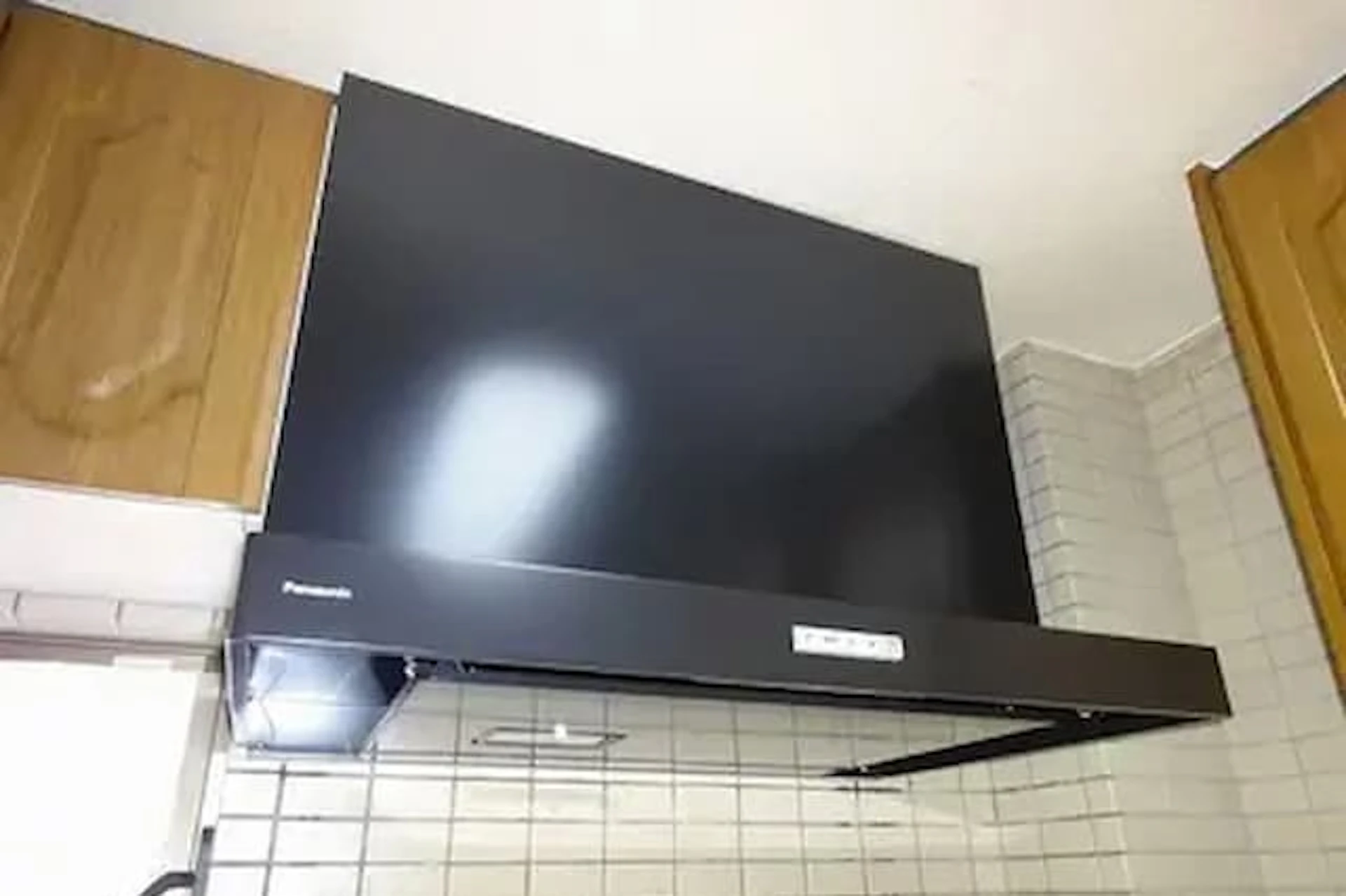 【事例④】お手入れが簡単なレンジフードに交換