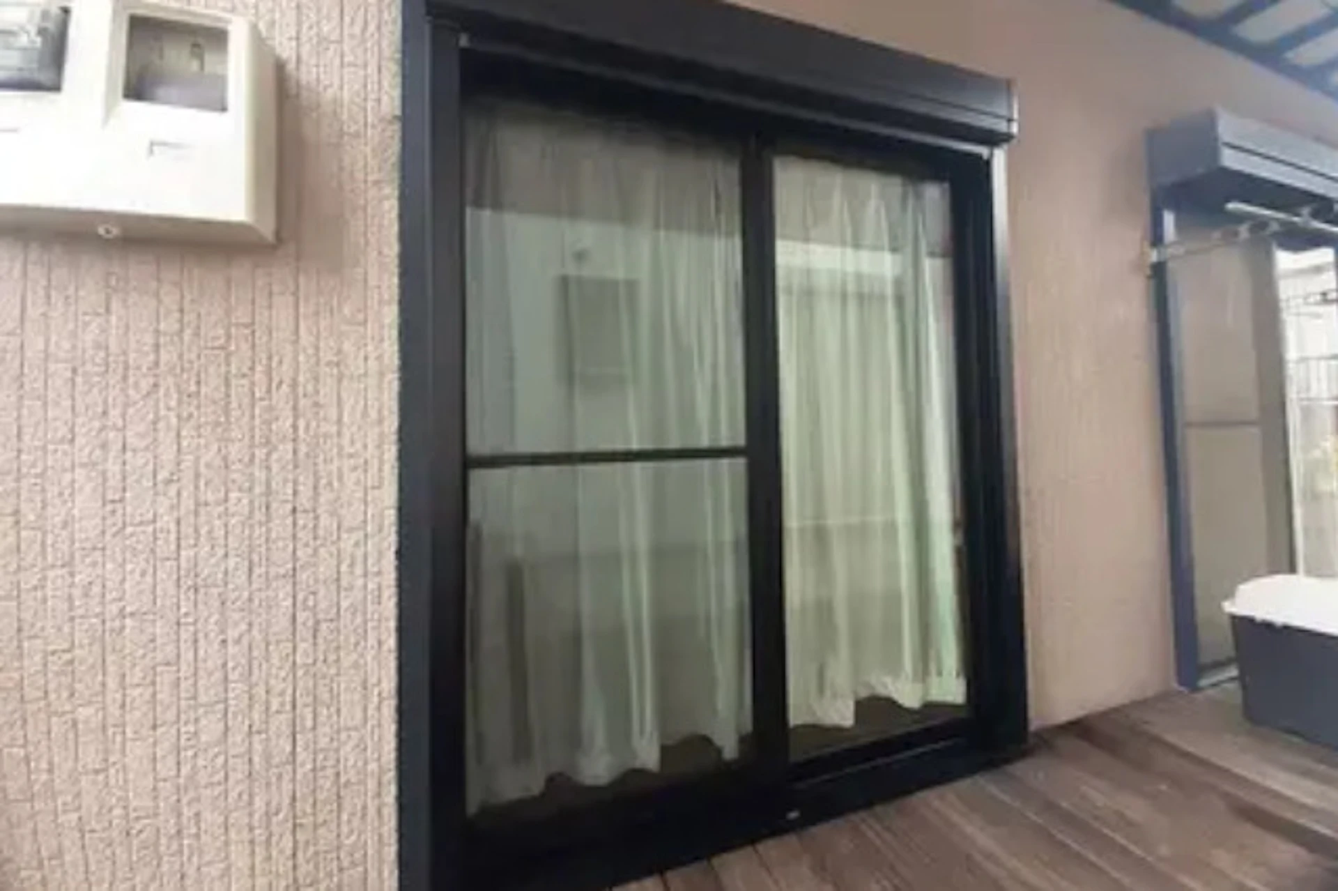 事例3 補助金を使ってシャッター窓交換