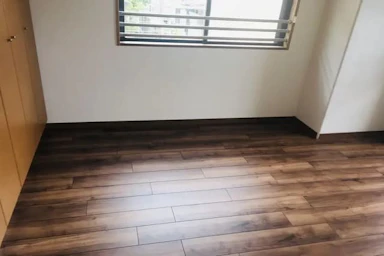 【約20万円】カーペットからフローリングに張り替え