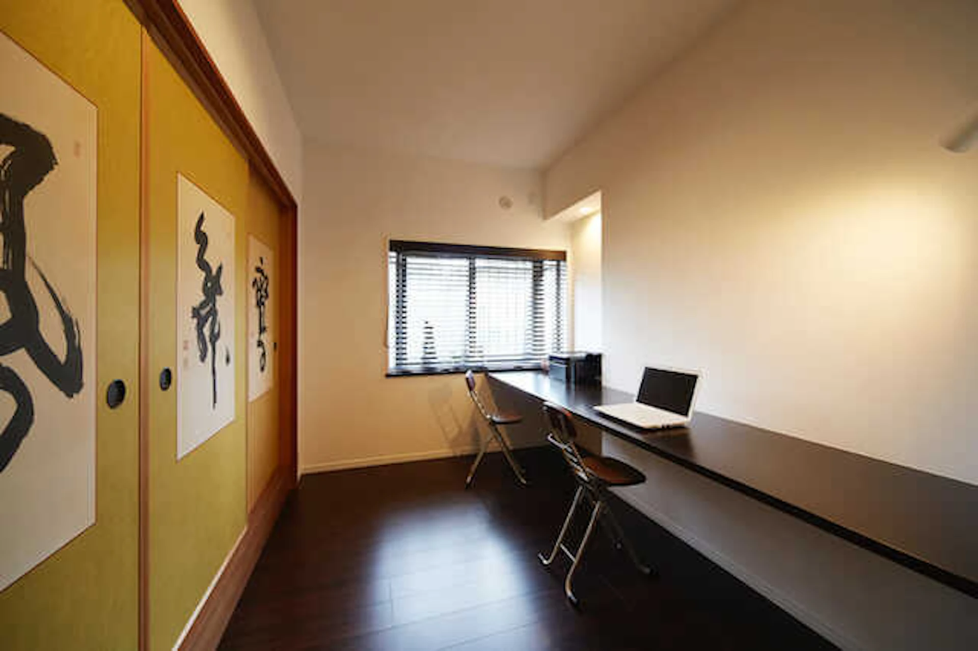 【事例1】リビングと一続きの場所に書斎スペース