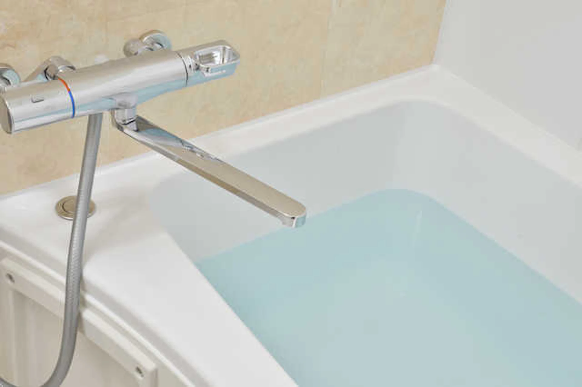 システムバスとユニットバスの違い