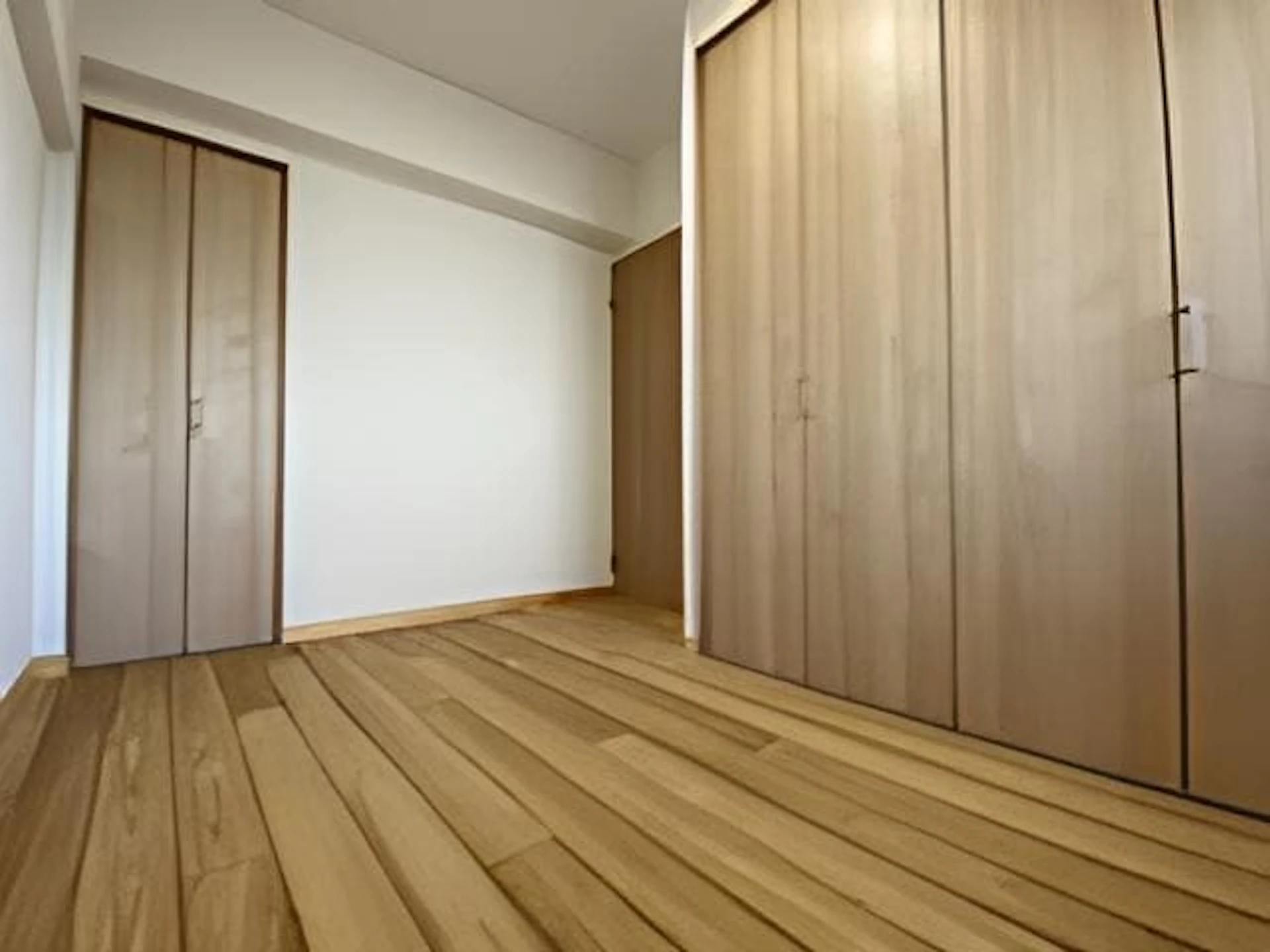 マンションの床張り替えを検討してみよう