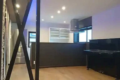 【約800万円】光を楽しむ家族団らんスペース