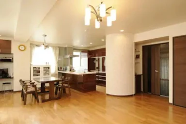 広くてラグジュアリーなLDK