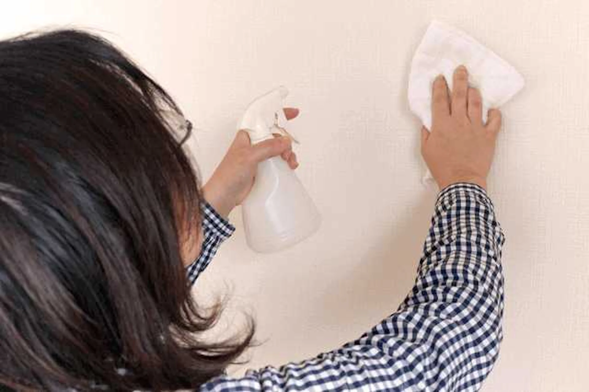 洗面所・脱衣所にピッタリの壁紙の選び方!張り替え費用・おしゃれなコーディネート実例