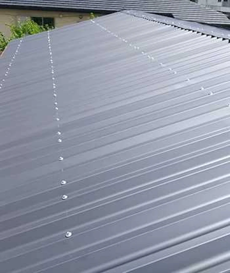 スレート屋根のカバー工法(重ね葺き)リフォーム事例