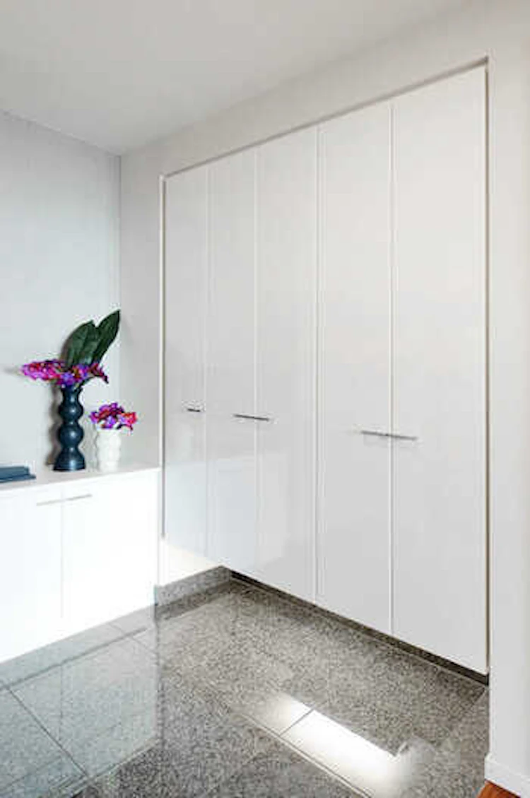 壁面収納タイプ