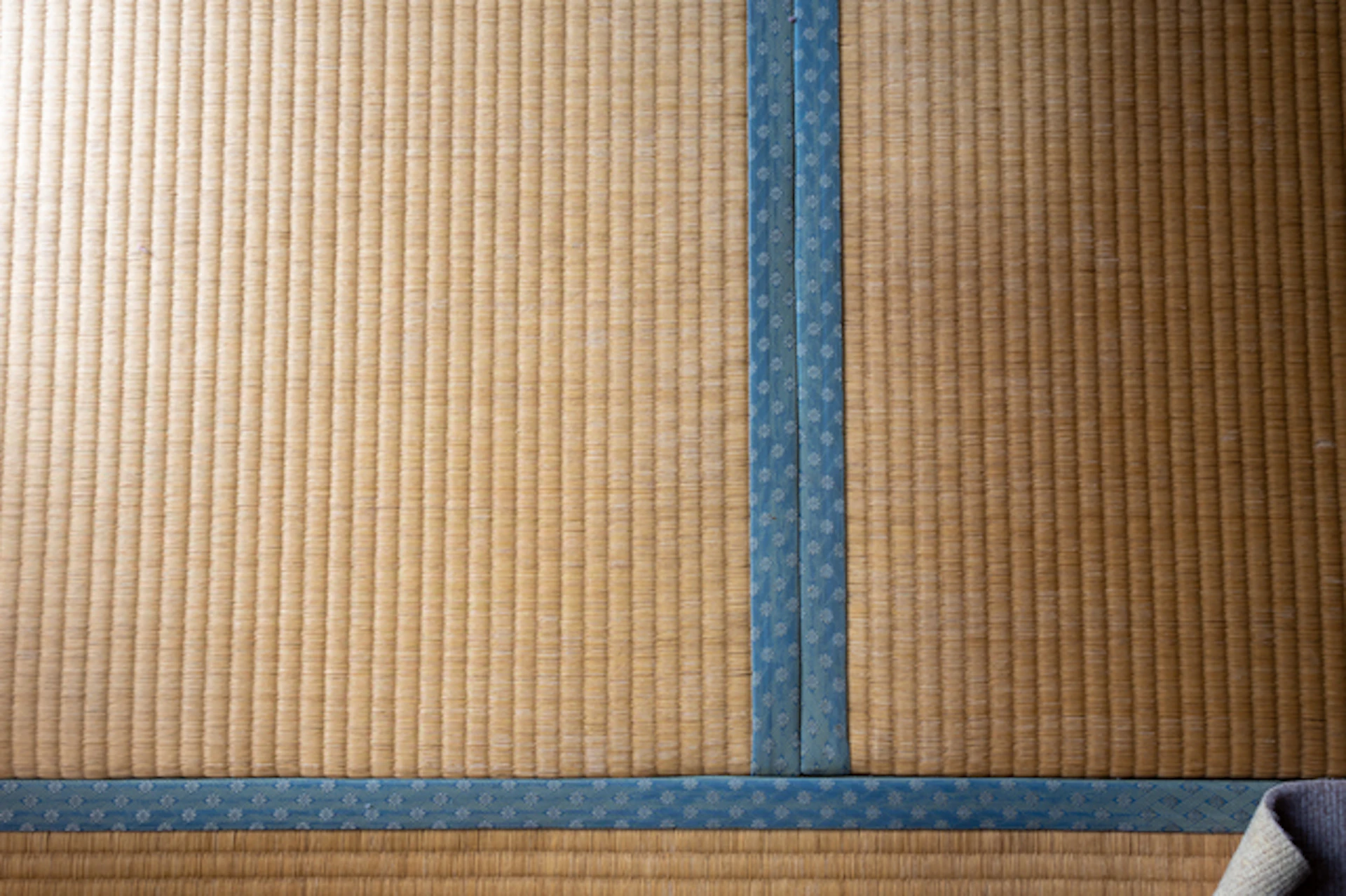 畳の張り替えを業者に依頼する場合の費用相場