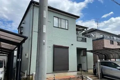 [83万円] 周りと調和する緑色