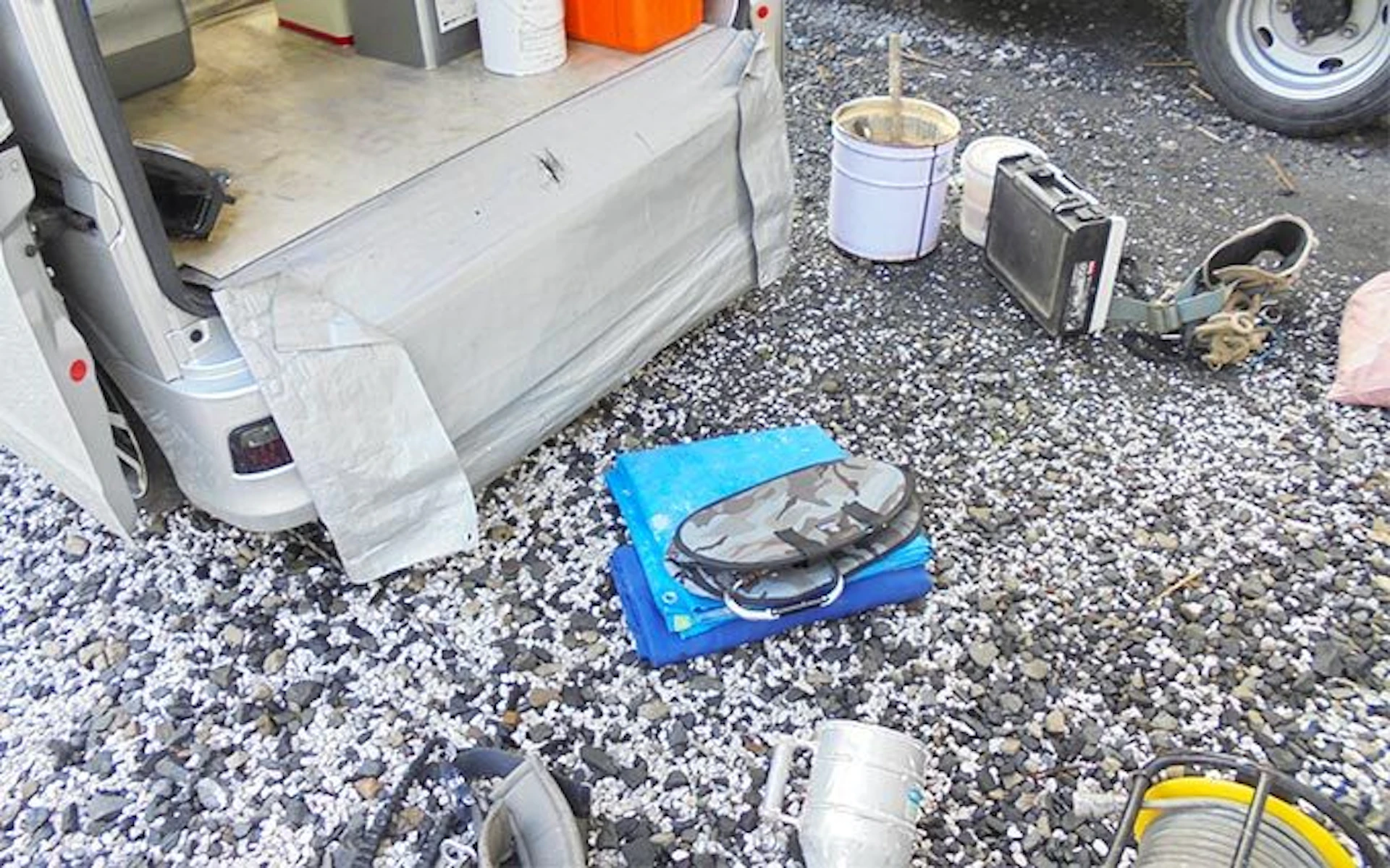 【1】必要な道具や材料を忘れず車に積み込む