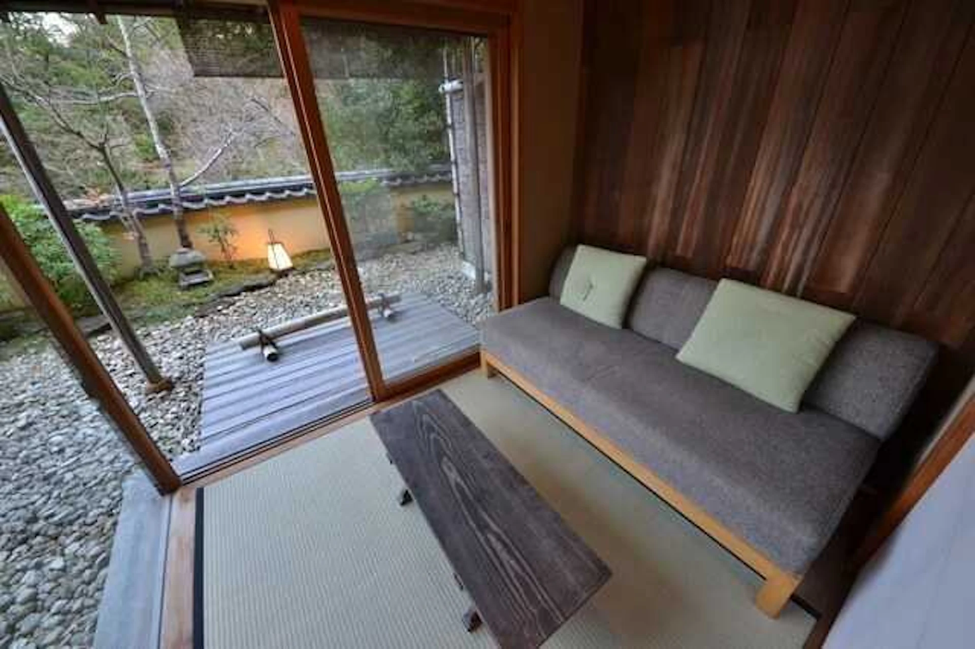 広縁でまた違った和の雰囲気を