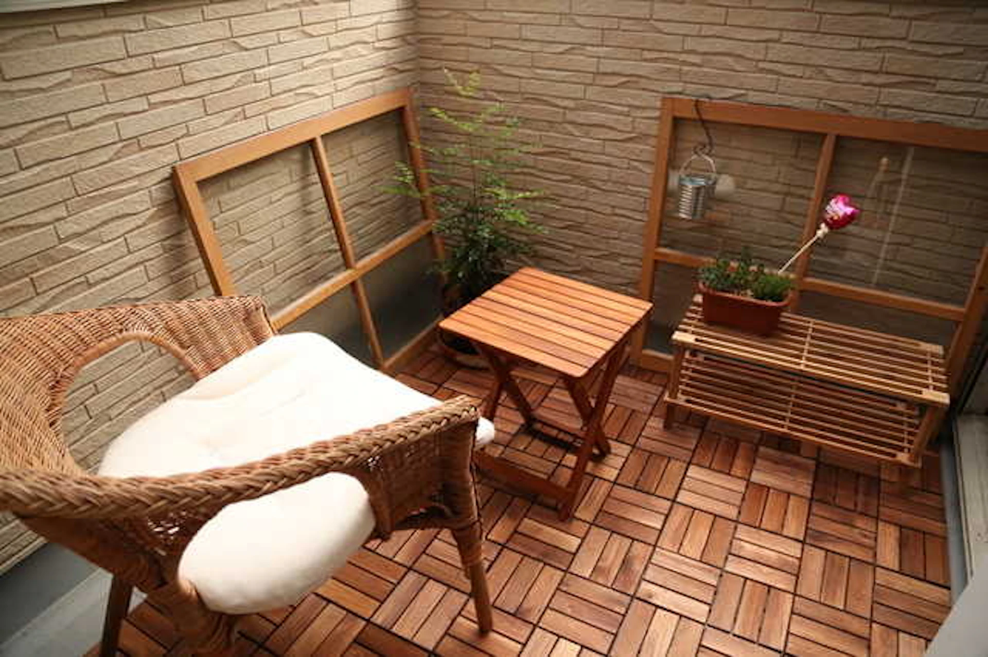 狭くても諦めたくない！狭いベランダをおしゃれにする方法♡