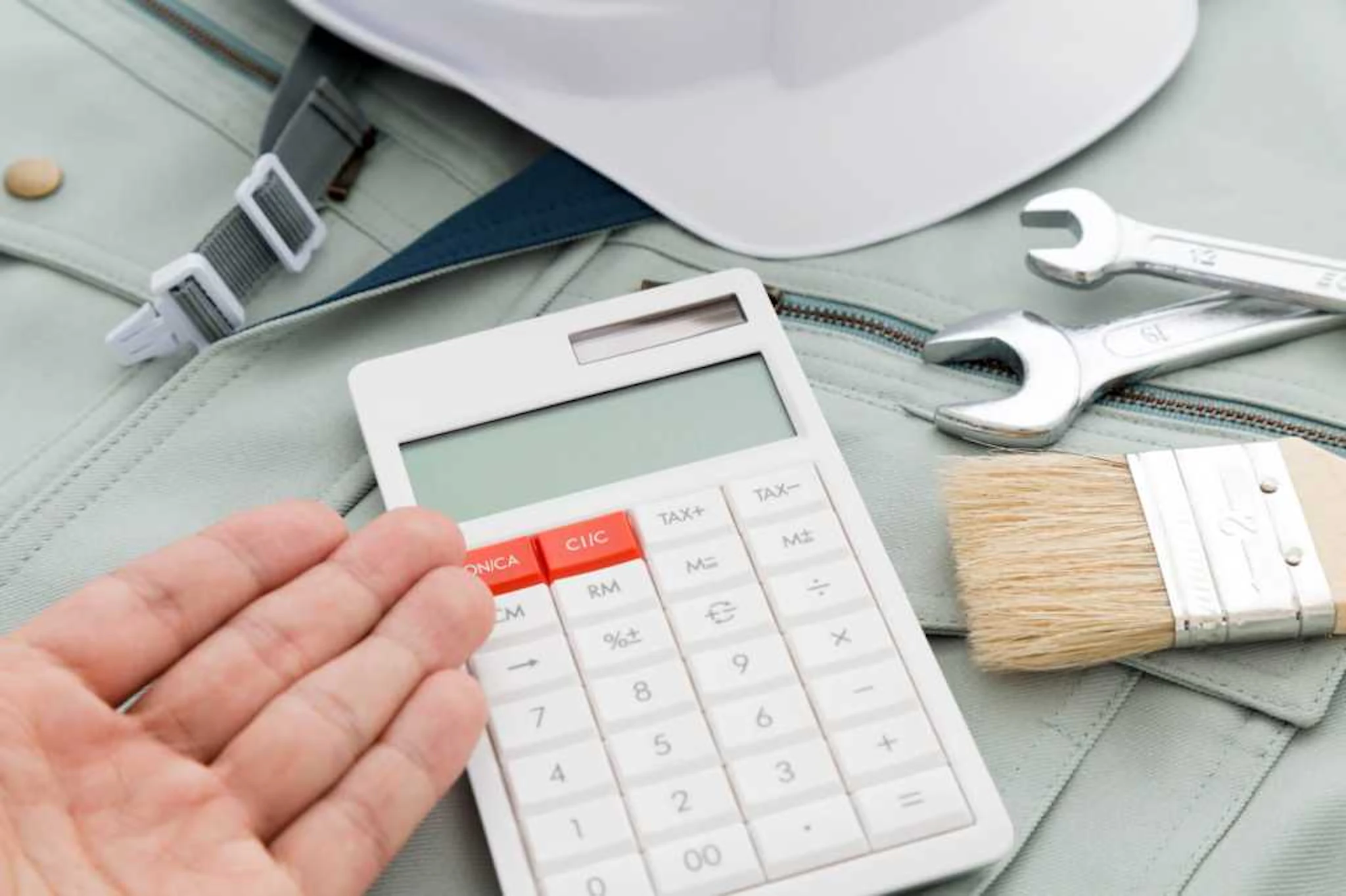 相見積もりして価格や施工内容を比較する