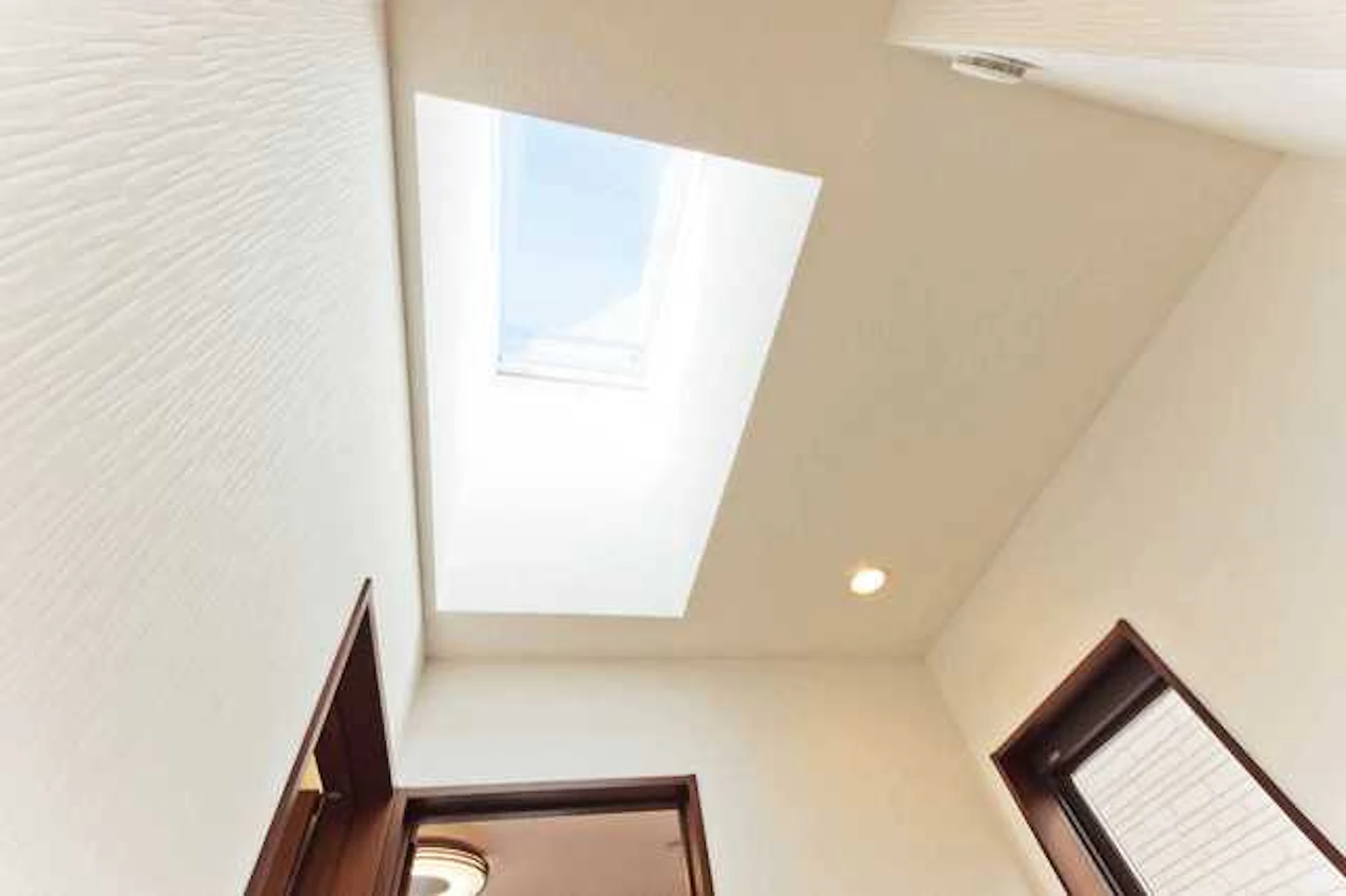 憧れの"天窓(トップライト)" がある暮らし♪優しい光が魅力的