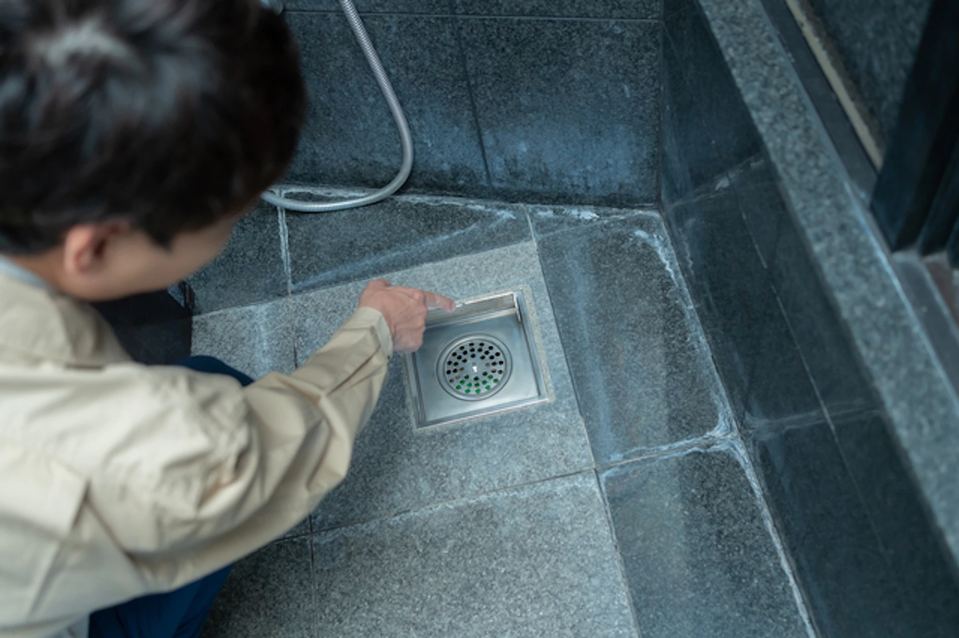 お風呂 水漏れ 床下 費用