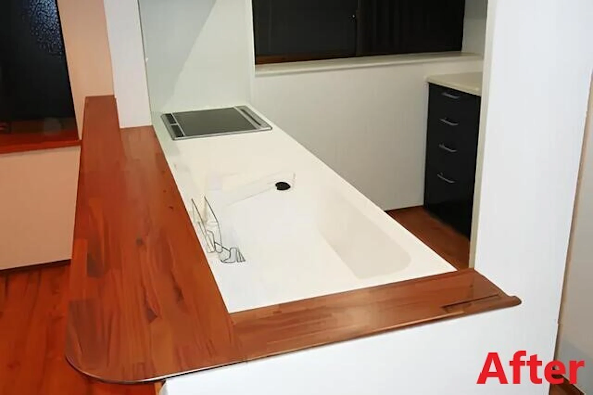 狭いキッチンリフォームの実例(施工後)