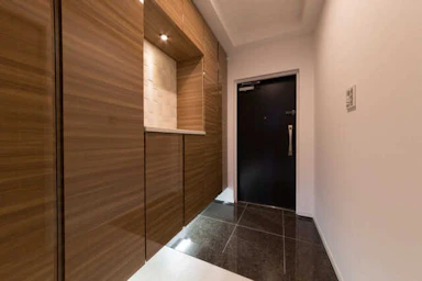 使いやすい玄関収納の種類とリフォーム費用相場