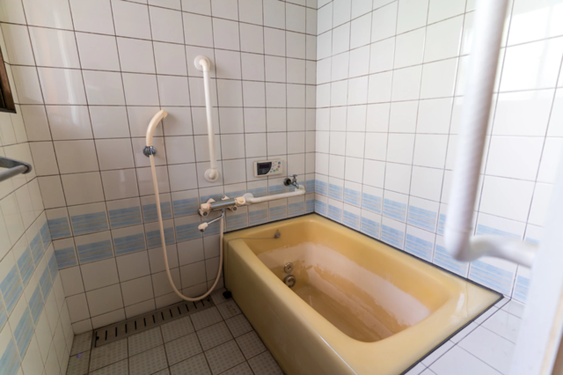 お風呂が寒い！簡単にできる対策やリフォームのポイントを解説