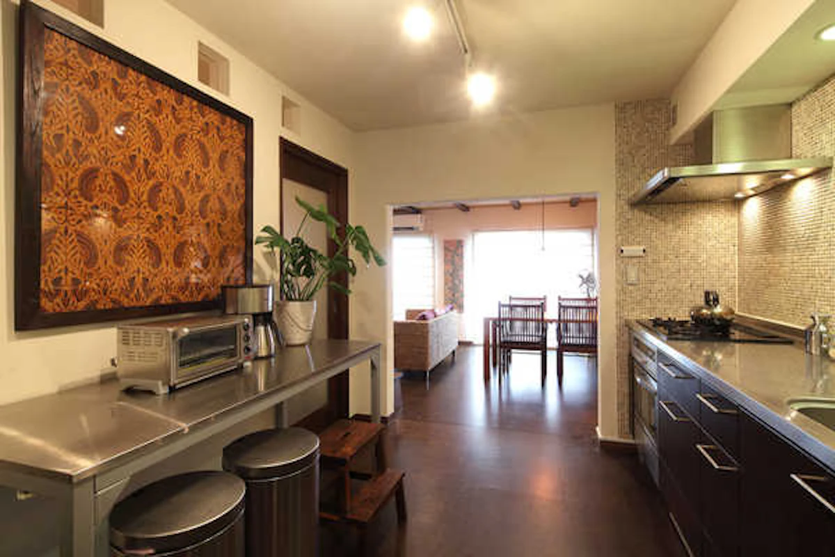 珪藻土やコルクタイルで、アジアンテイストのLDK