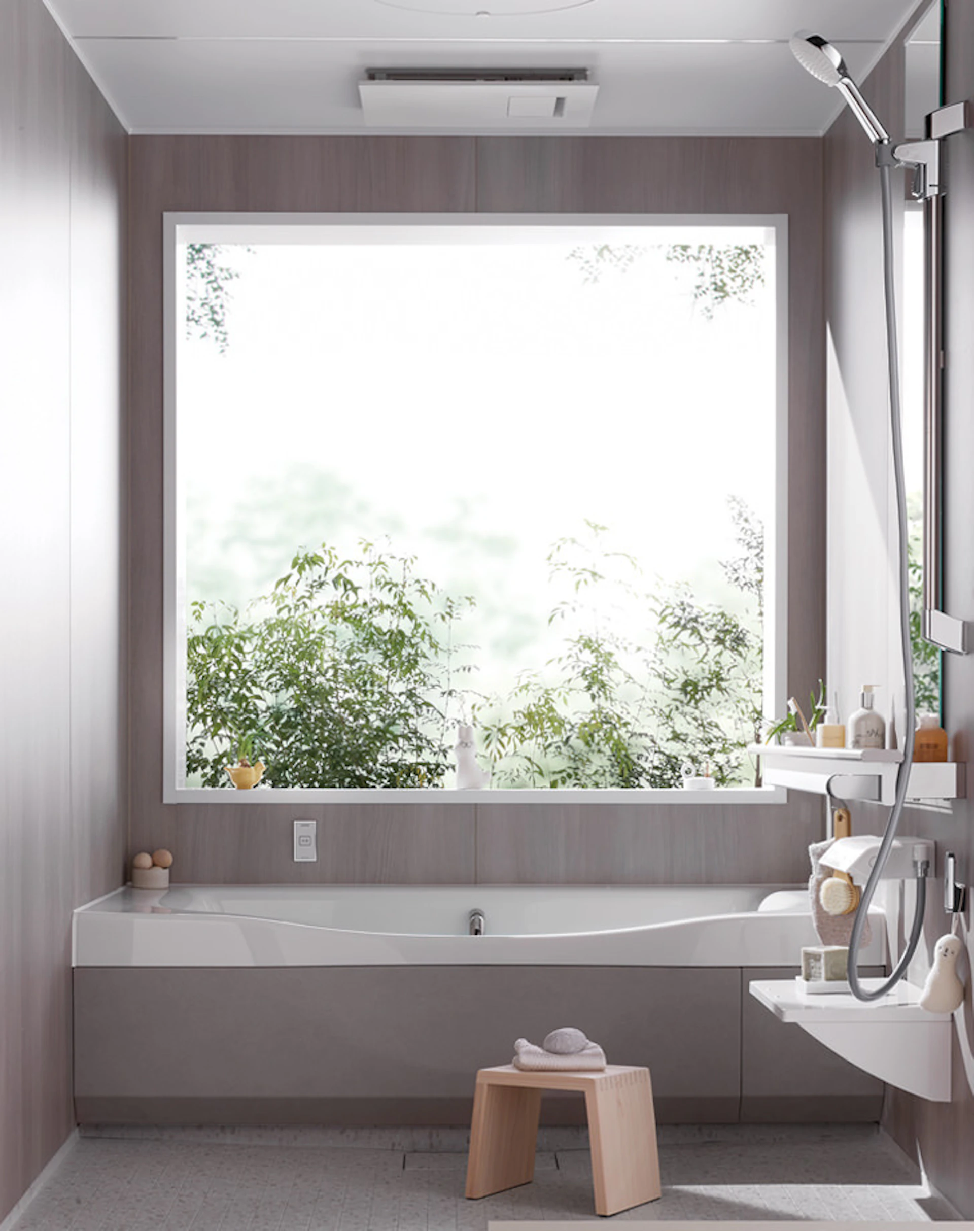 またぎやすい高さの「スマイル浴槽」