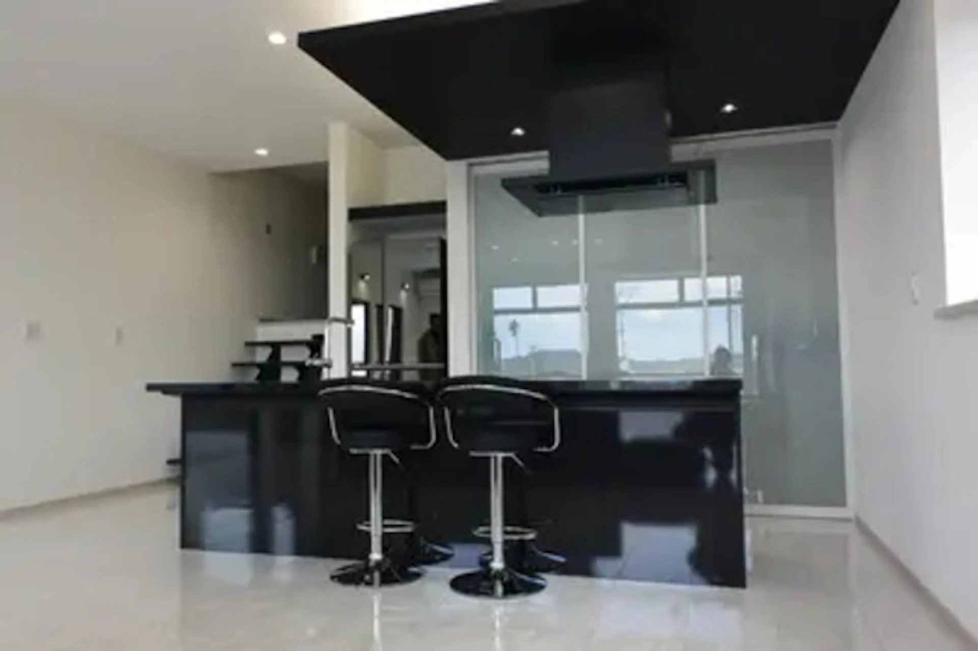 倉庫を住宅にリノベーション