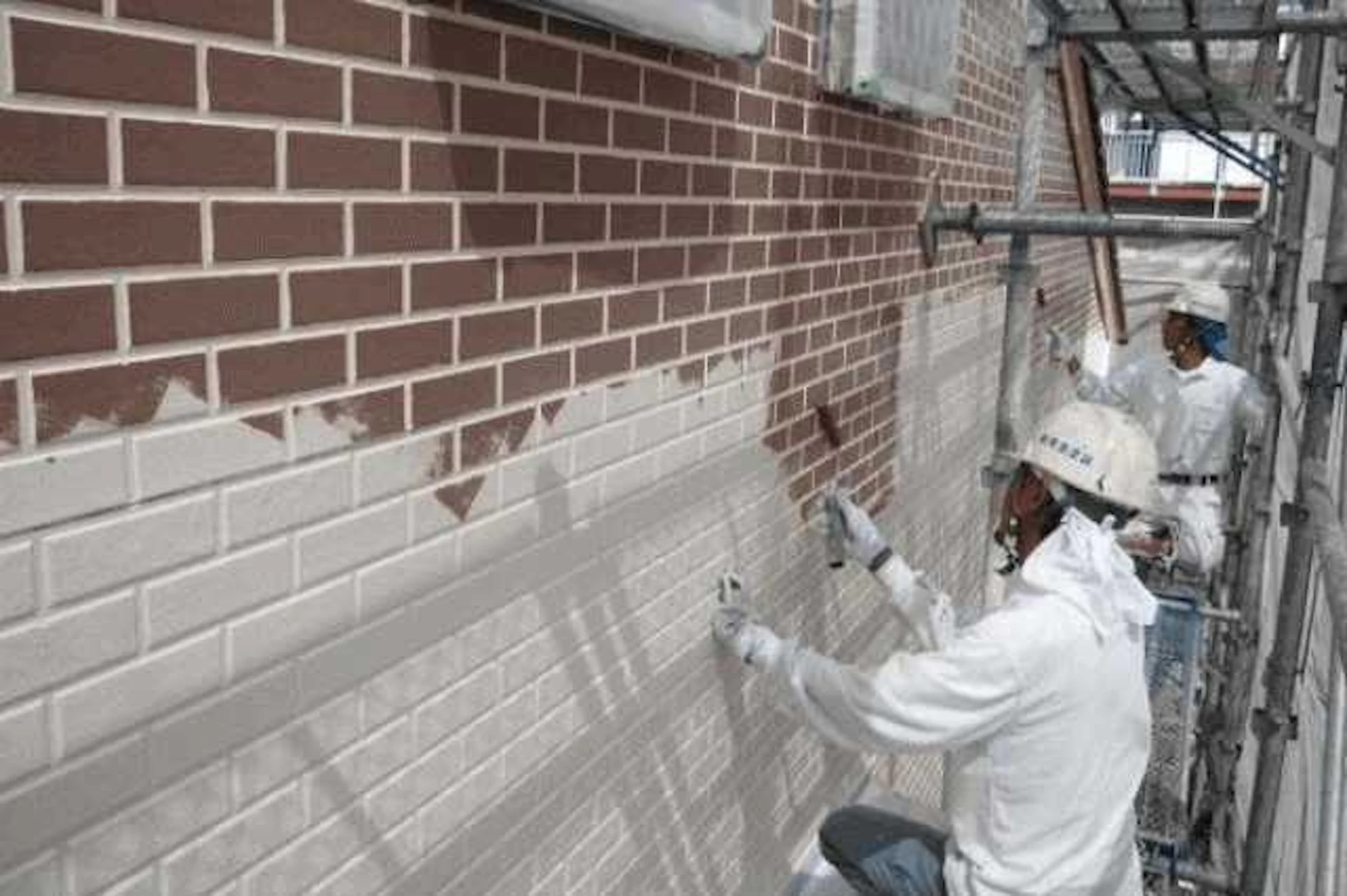 外壁塗装は季節よりも施工管理が大事