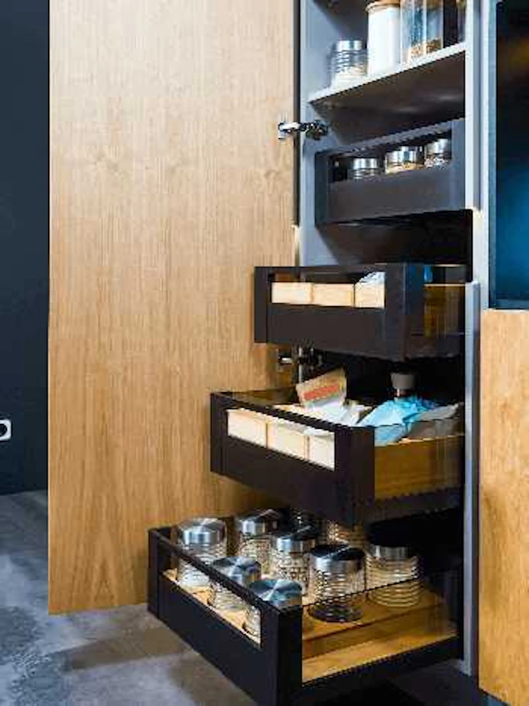 間口が狭いなら引き出し式タイプを設置