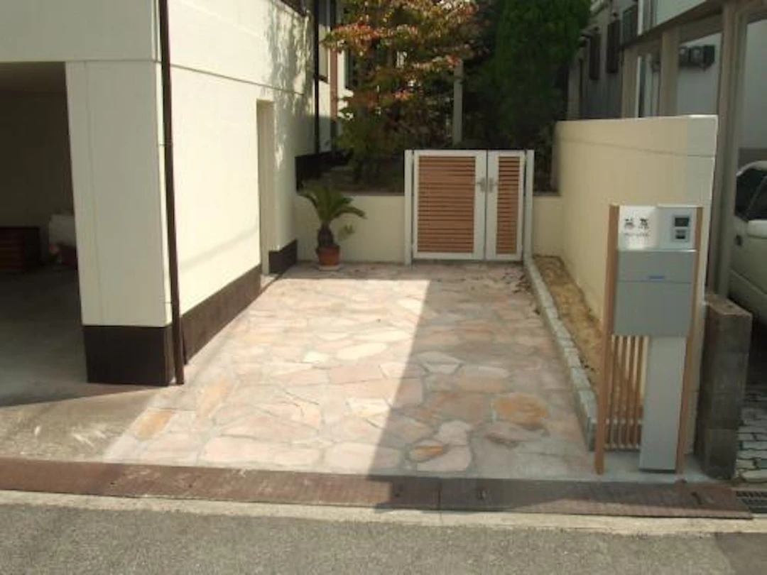 ハッピーホーム 「おしゃれなエントランス」