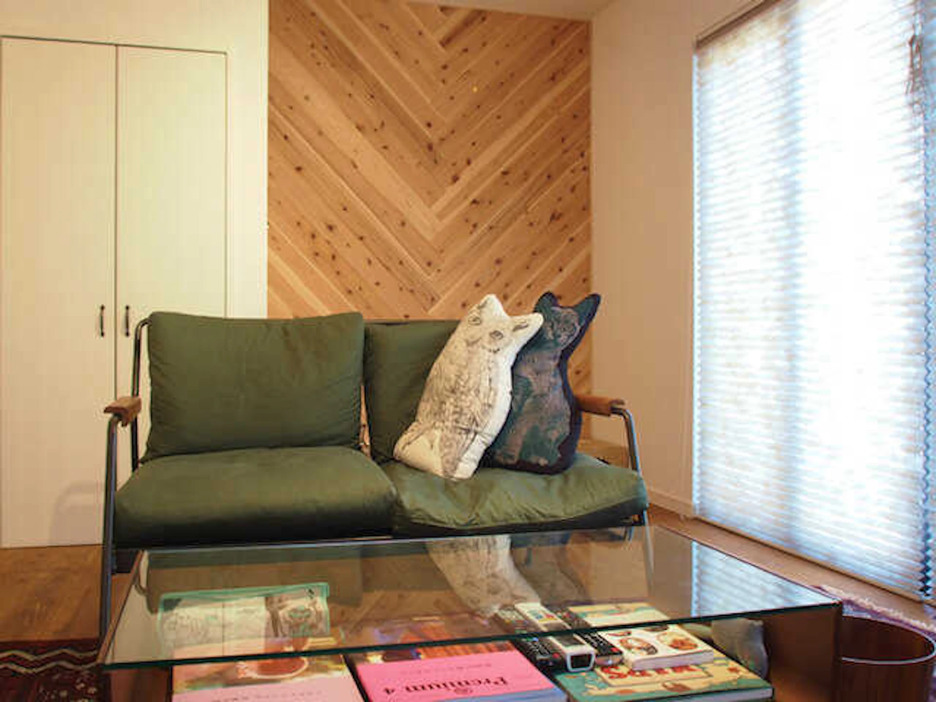 漆喰・無垢材で、ペットの愛猫にも優しい家に