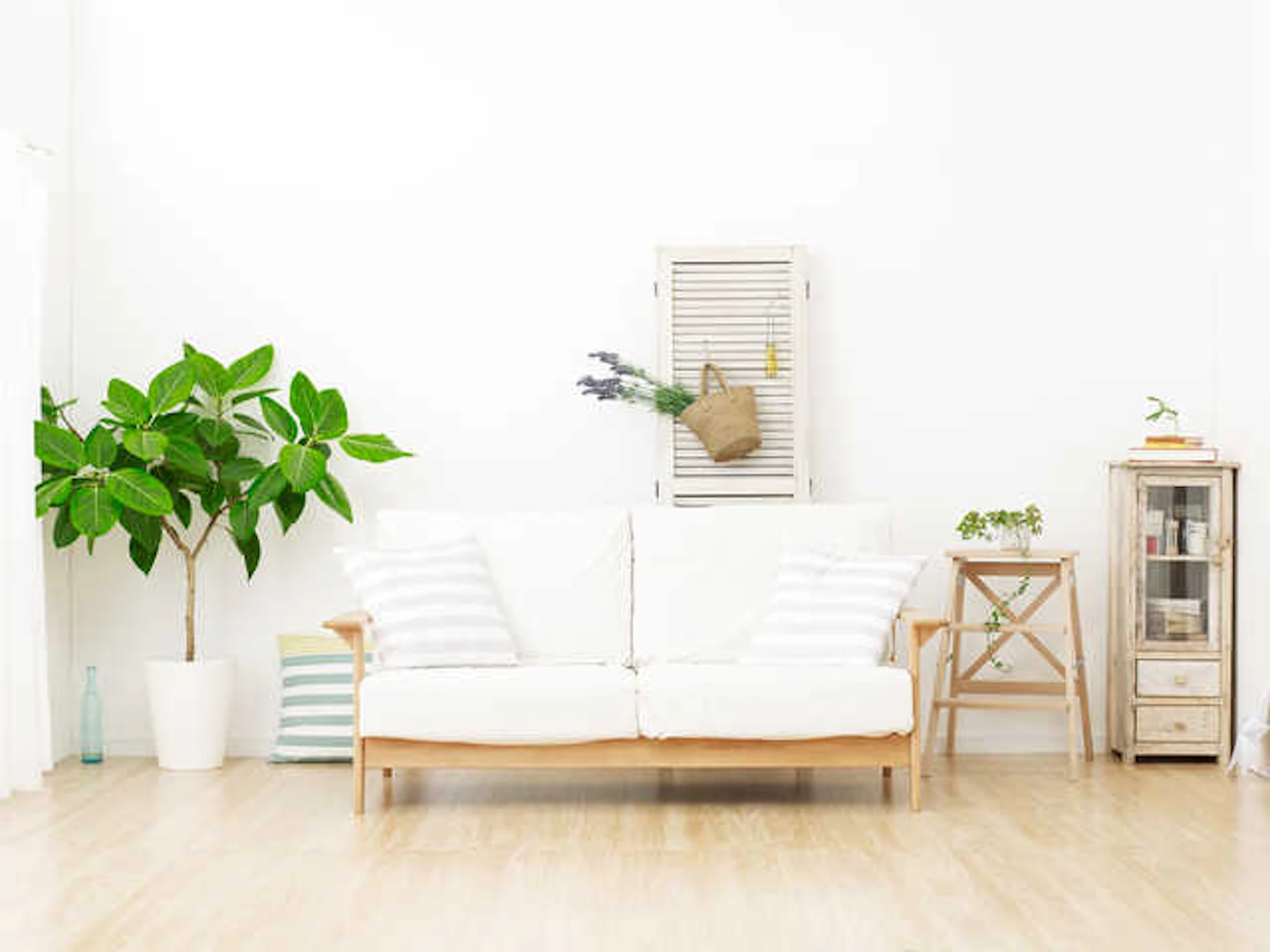 リビングを広く見せる家具・インテリアの選び方