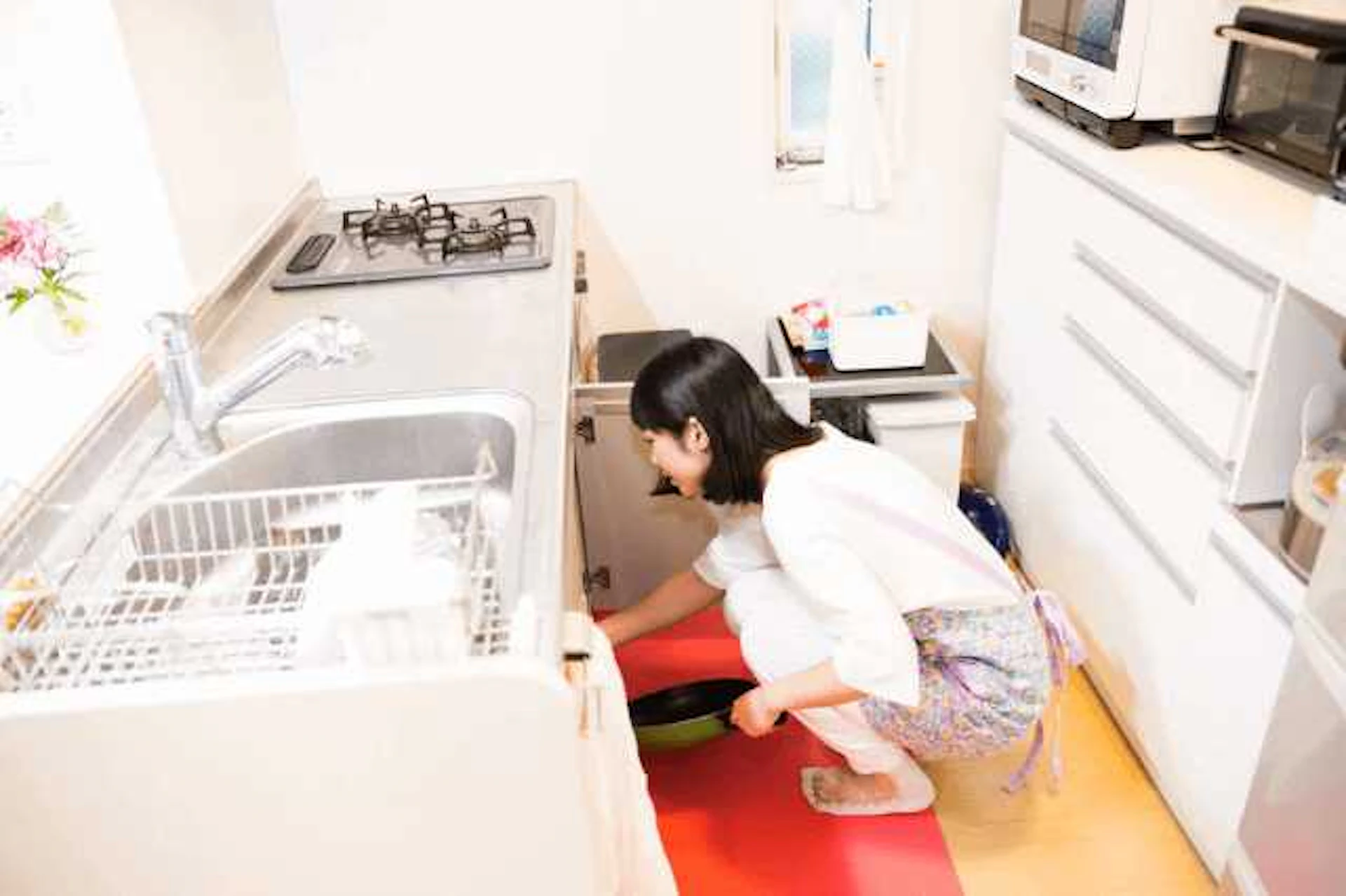 キッチン床の張り替えリフォーム費用!おしゃれで掃除しやすい床材は?