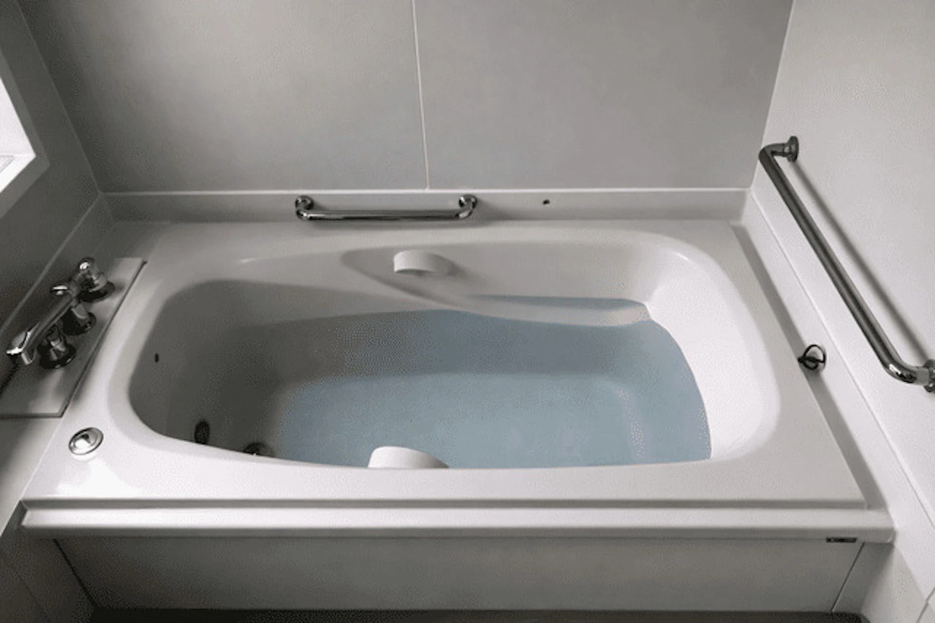 浴槽交換リフォーム事例