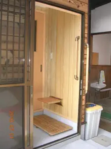 負担を減らす勝手口リフォーム