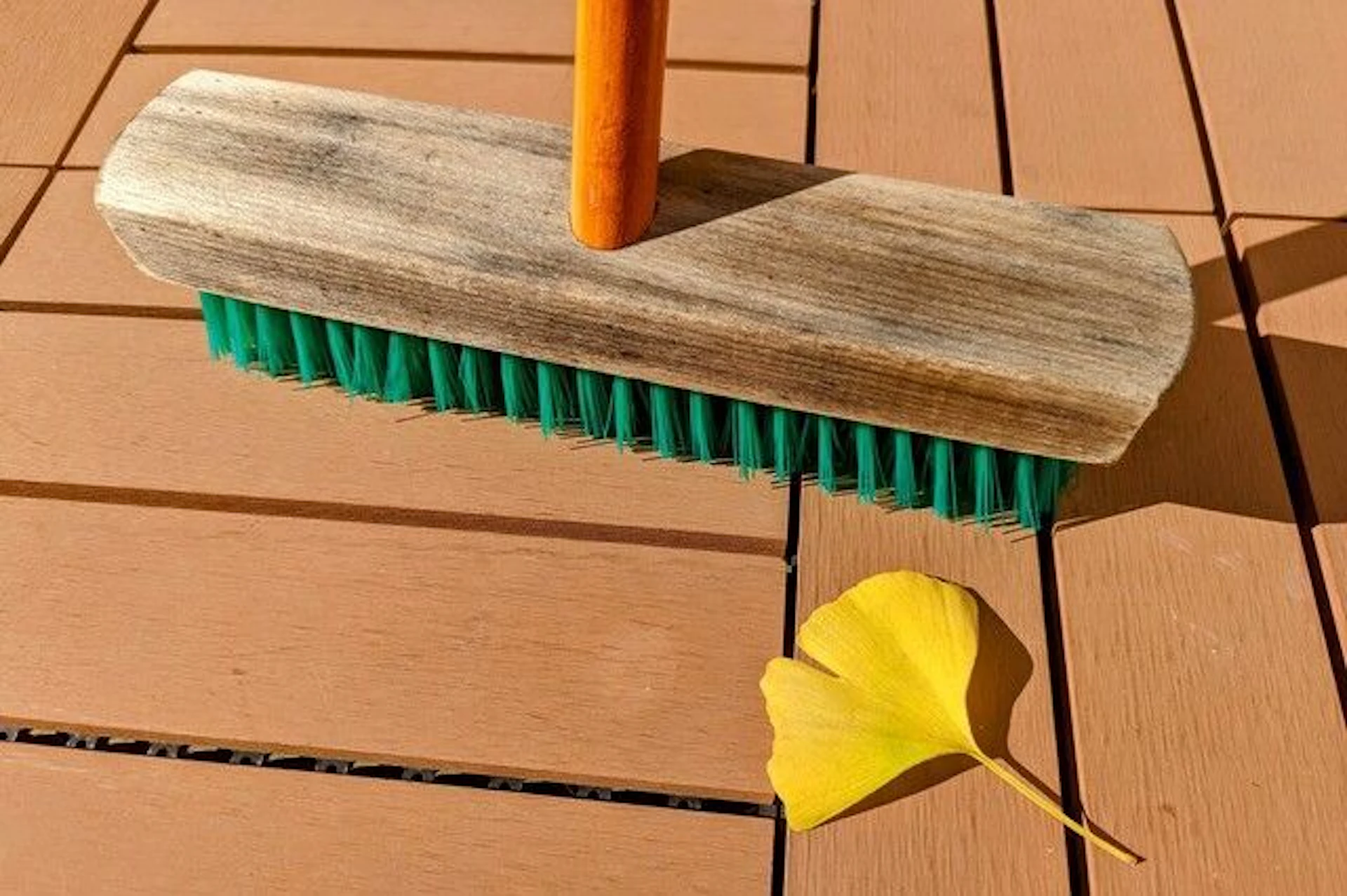 デッキパネルのお手入れ方法