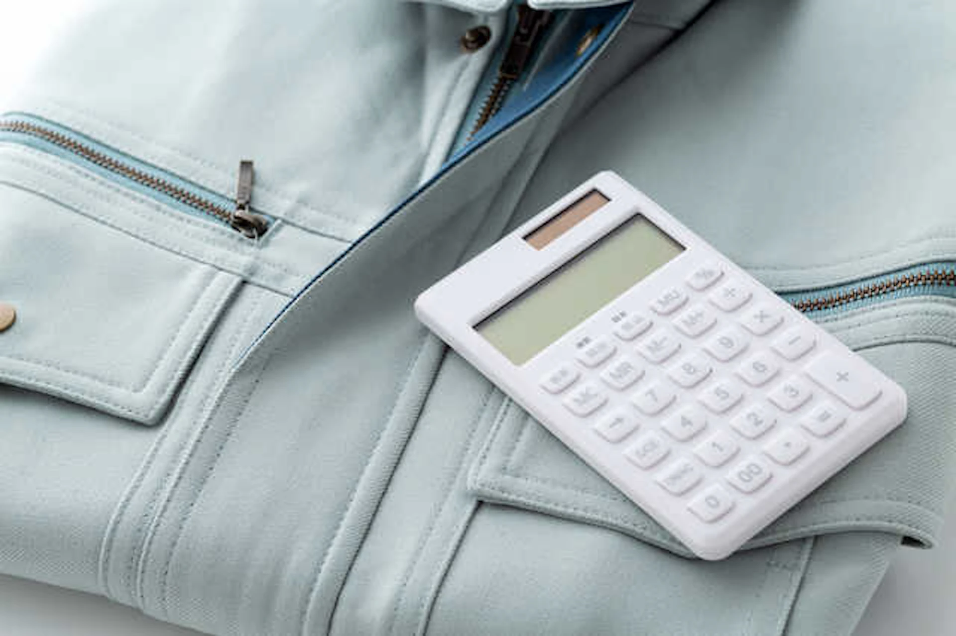 トップコートの特徴・費用を比較