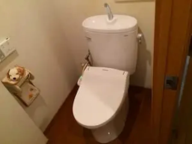 事例1：水漏れが発生していたトイレを交換