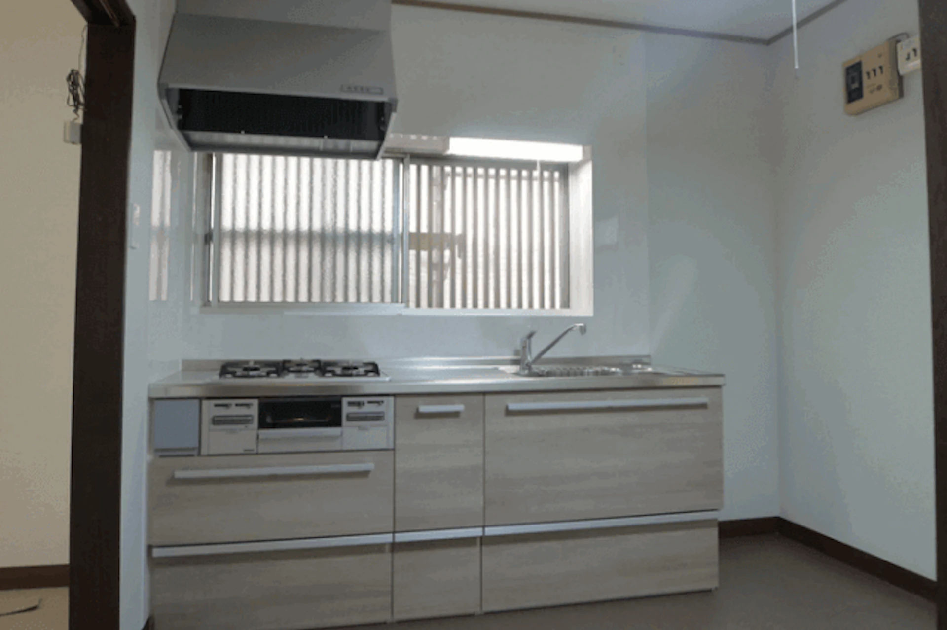 事例1 キッチン交換で、カウンター幅15cmアップ！