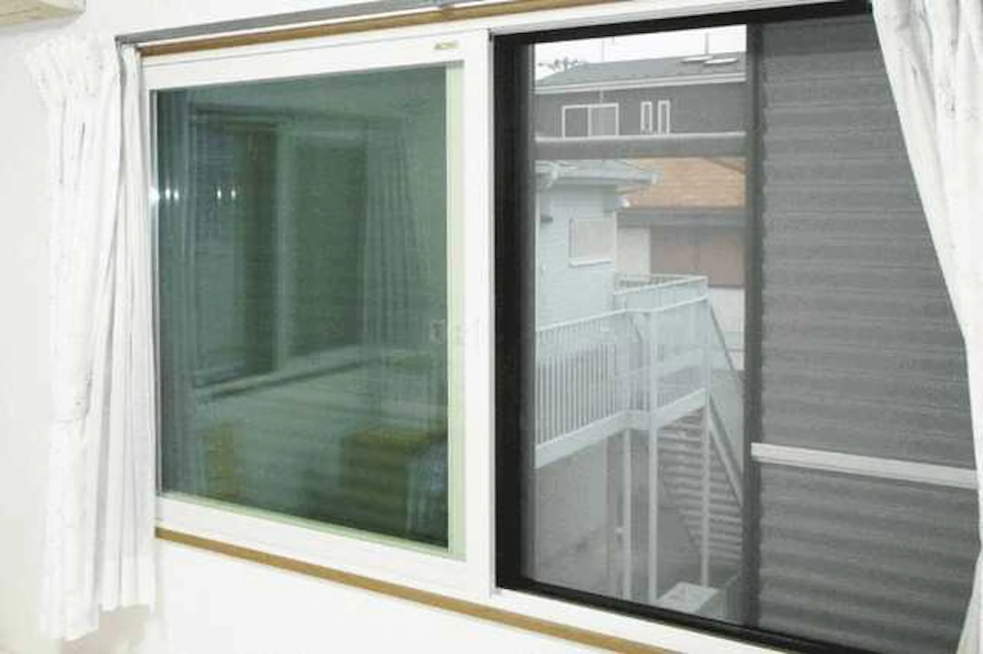 事例7 16ヶ所に二重窓＆7ヶ所に通風雨戸を施工