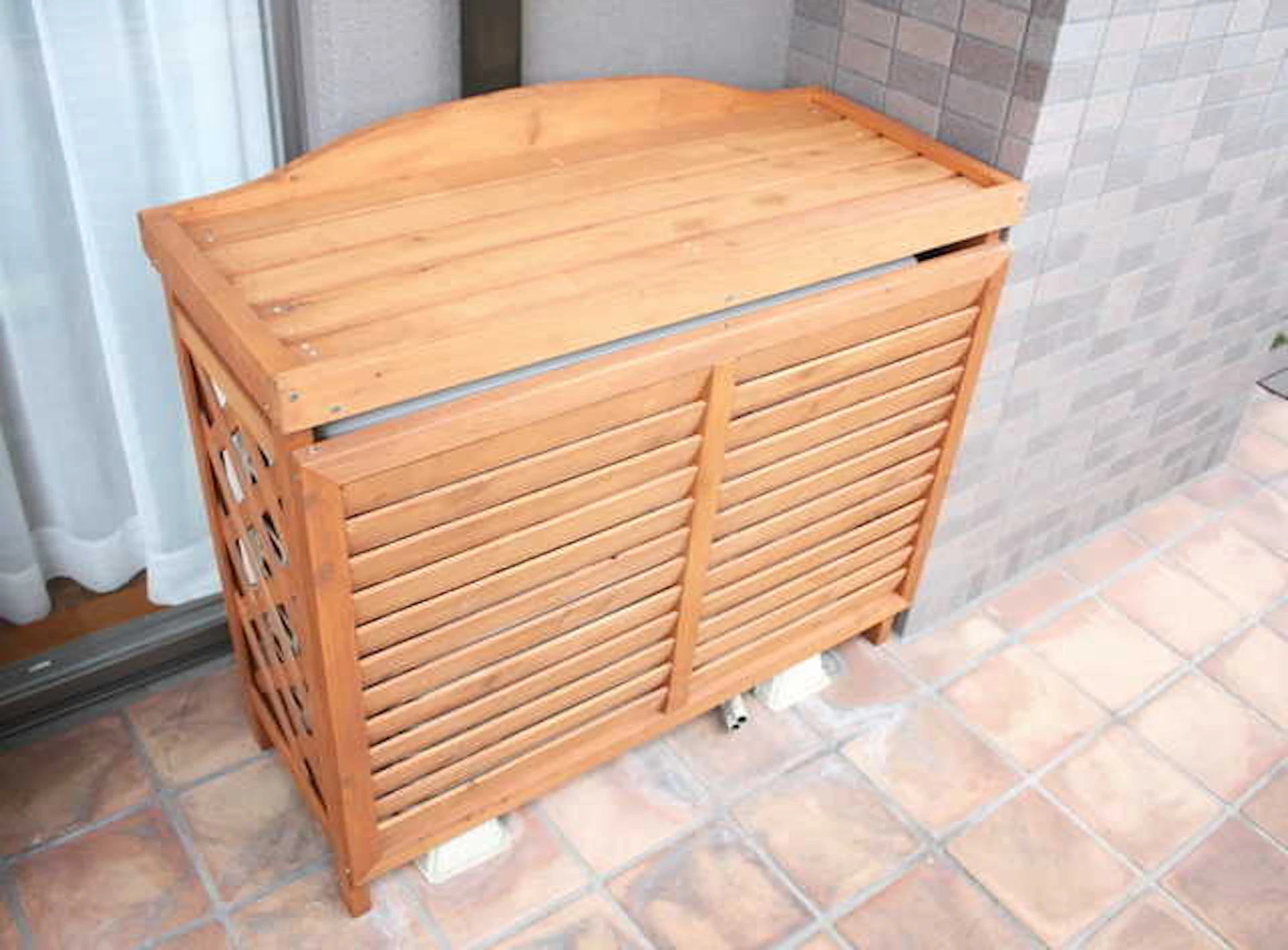 室外機カバーとは