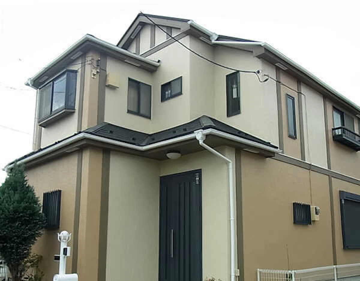 人気の屋根瓦・屋根材の色は?塗装する色によって室内の温度や遮熱効果の違いも!