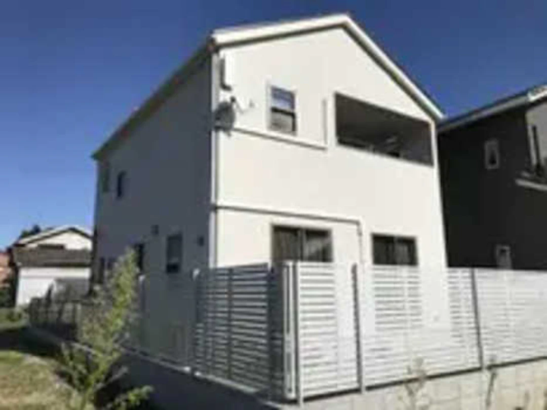 事例6 プライバシーを保護するフェンス工事を実施