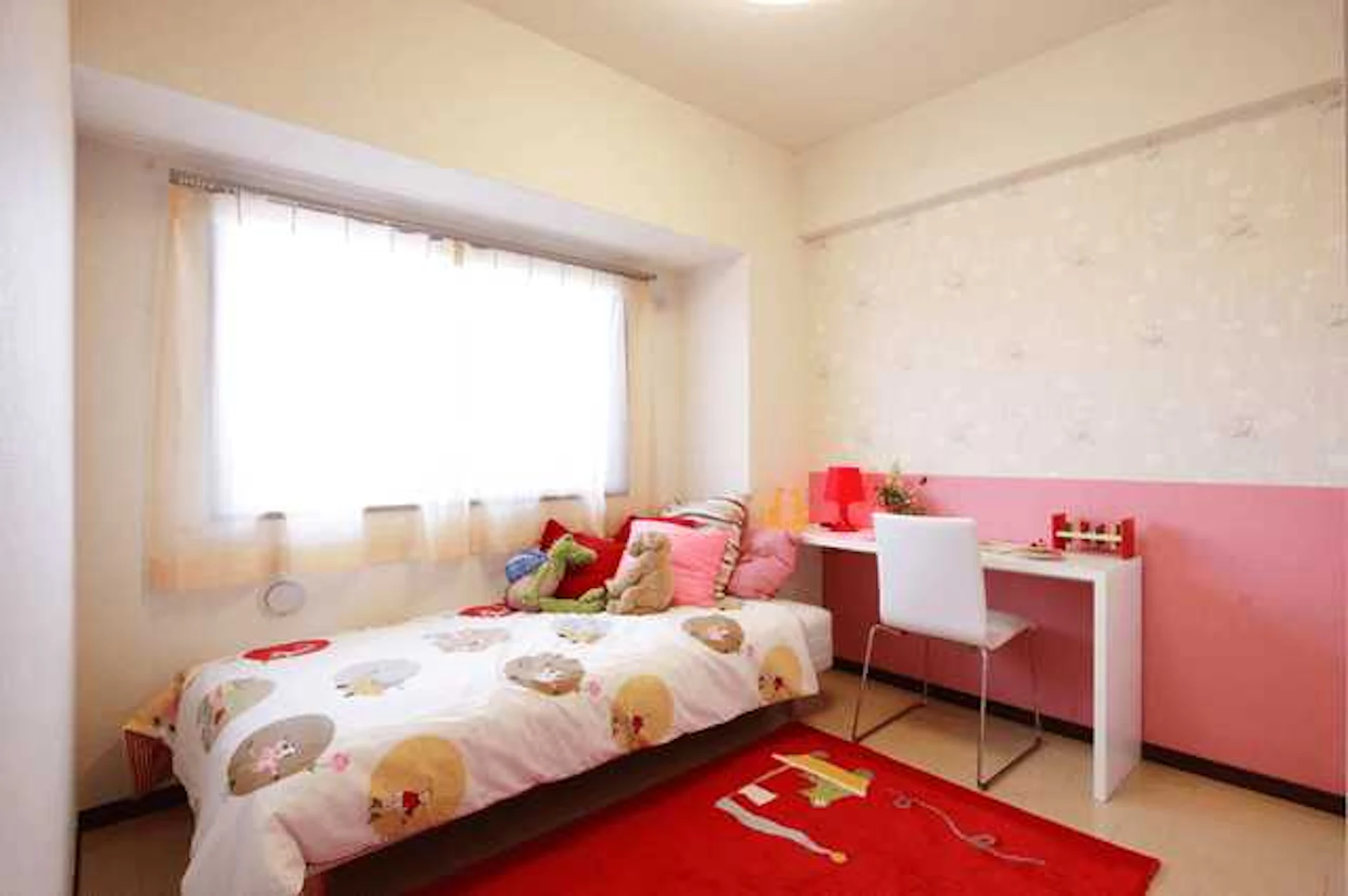 おしゃれに汚れ対策するなら腰壁も◎